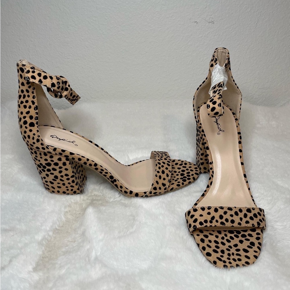 Cheetah platform heel